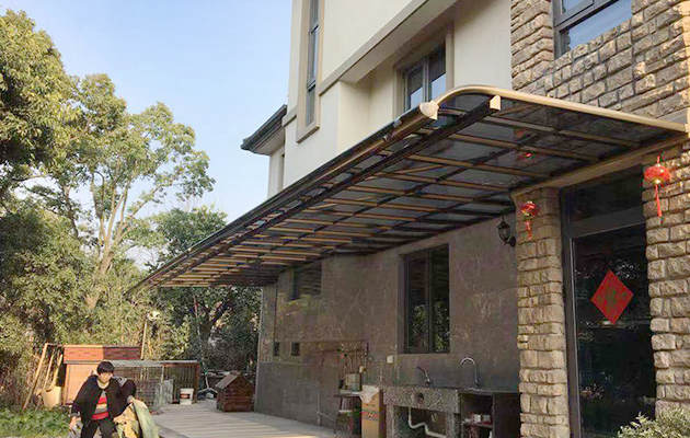 戶外遮陽(yáng)棚