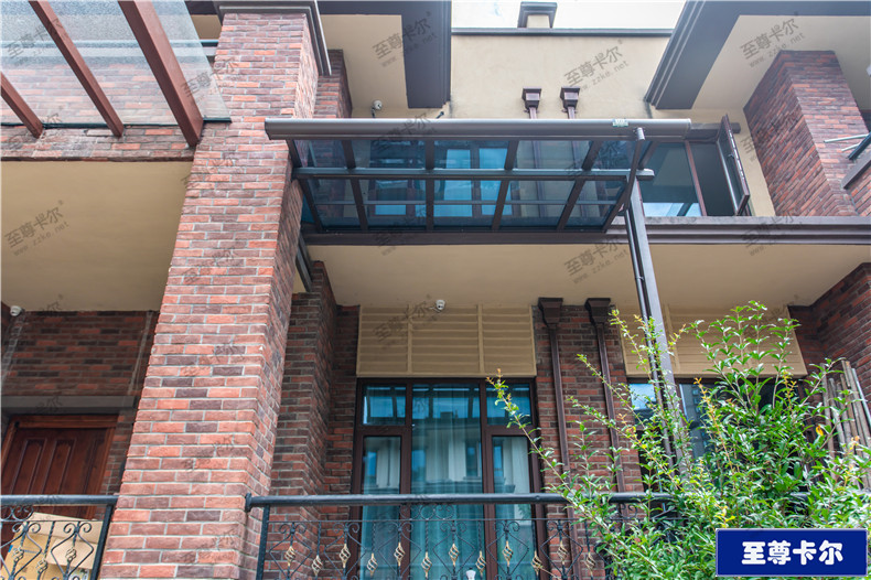 2019最新鋁合金雨棚報(bào)價(jià)丨至尊卡爾