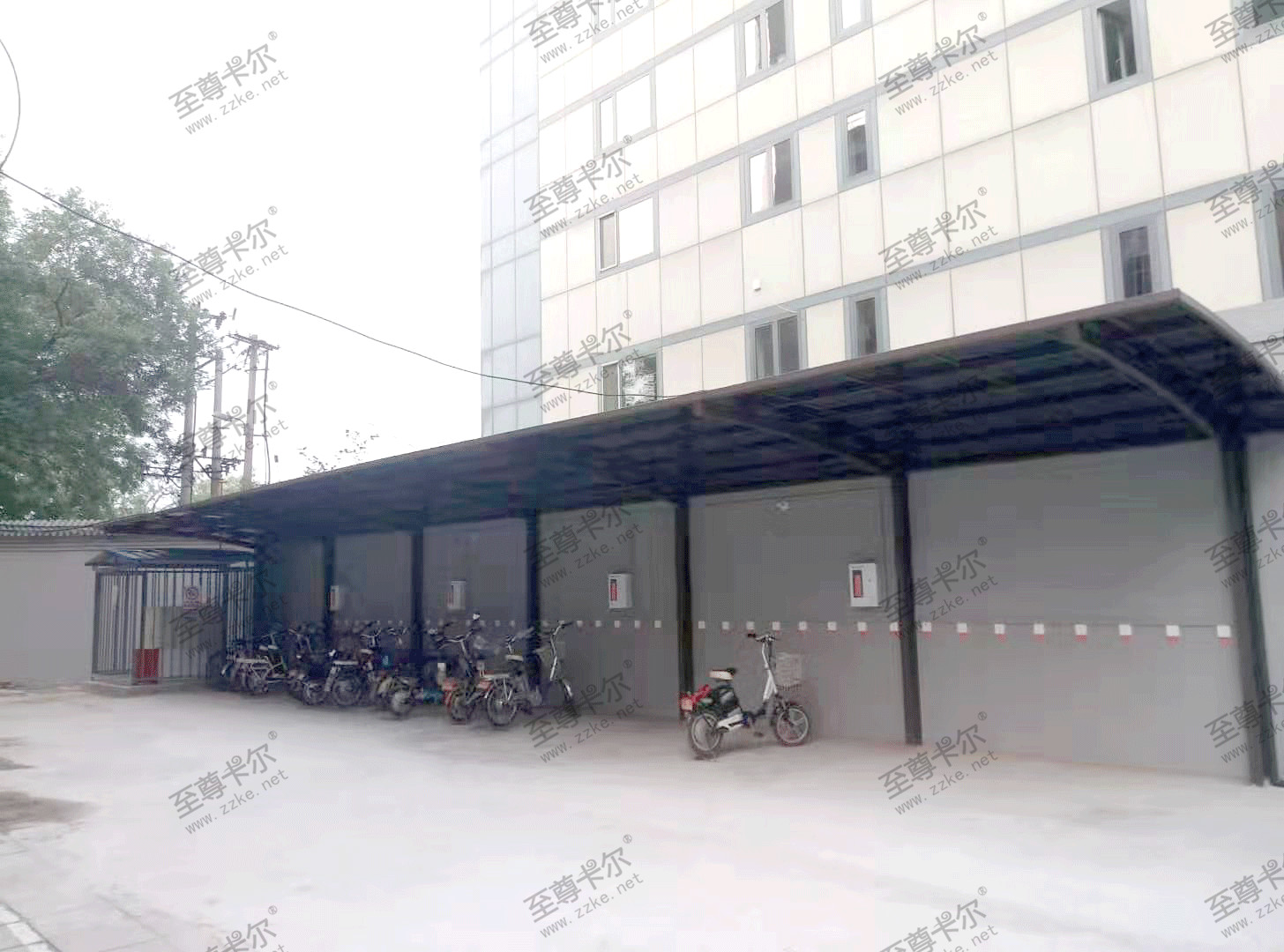 車(chē)棚廠家告訴你：小區(qū)建設(shè)電動(dòng)車(chē)充電棚的規(guī)定是什么