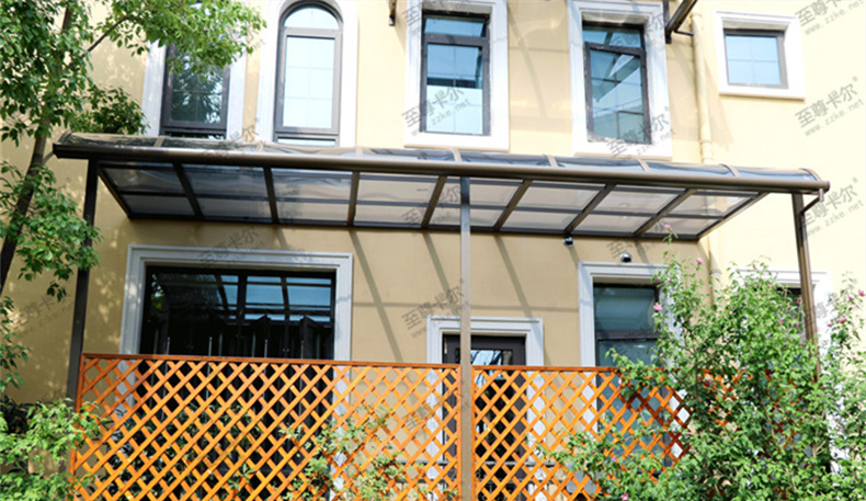 露天陽臺用什么做雨棚，用耐力板雨棚做好不好