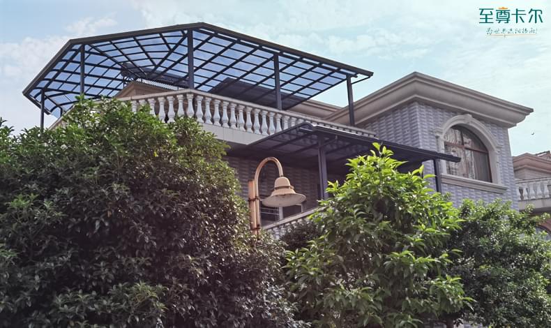 雨棚多少錢一平米？